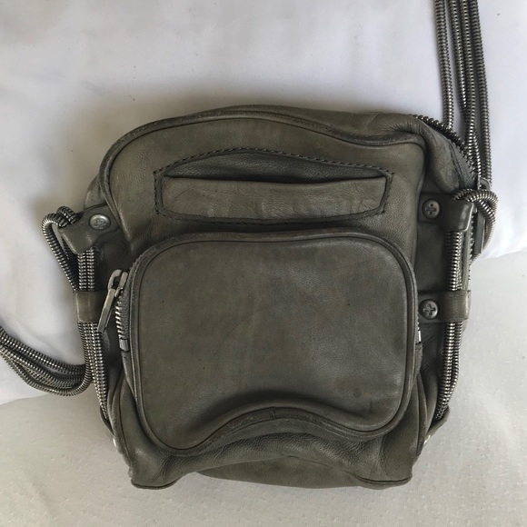 Camera Brenda Beige/Tan Lambskin Leather CrossBody - Picture 2 of 4